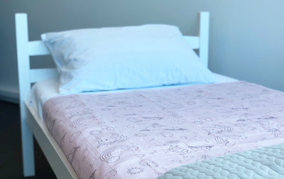 Dusty rose Unicorn waterproof sheet bed pad single bed
